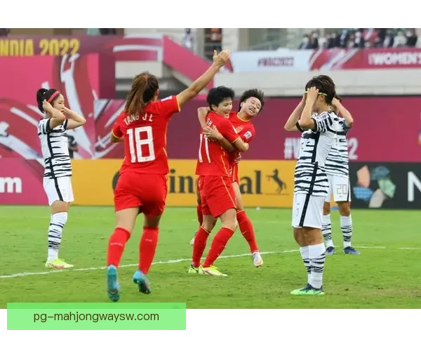 休斯顿冲锋女足险胜路易维尔竞赛女足 以4比3逆转取胜